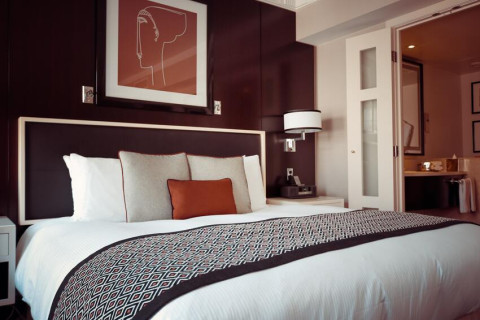 Ako vybrať správnu posteľnú bielizeň pre kvalitný spánok?